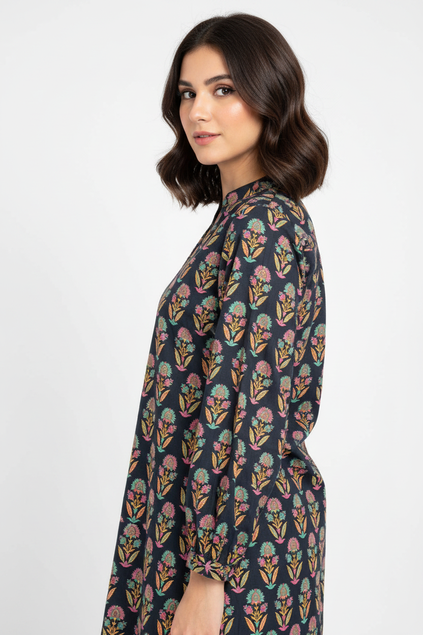 Pose 2 - Side Profile